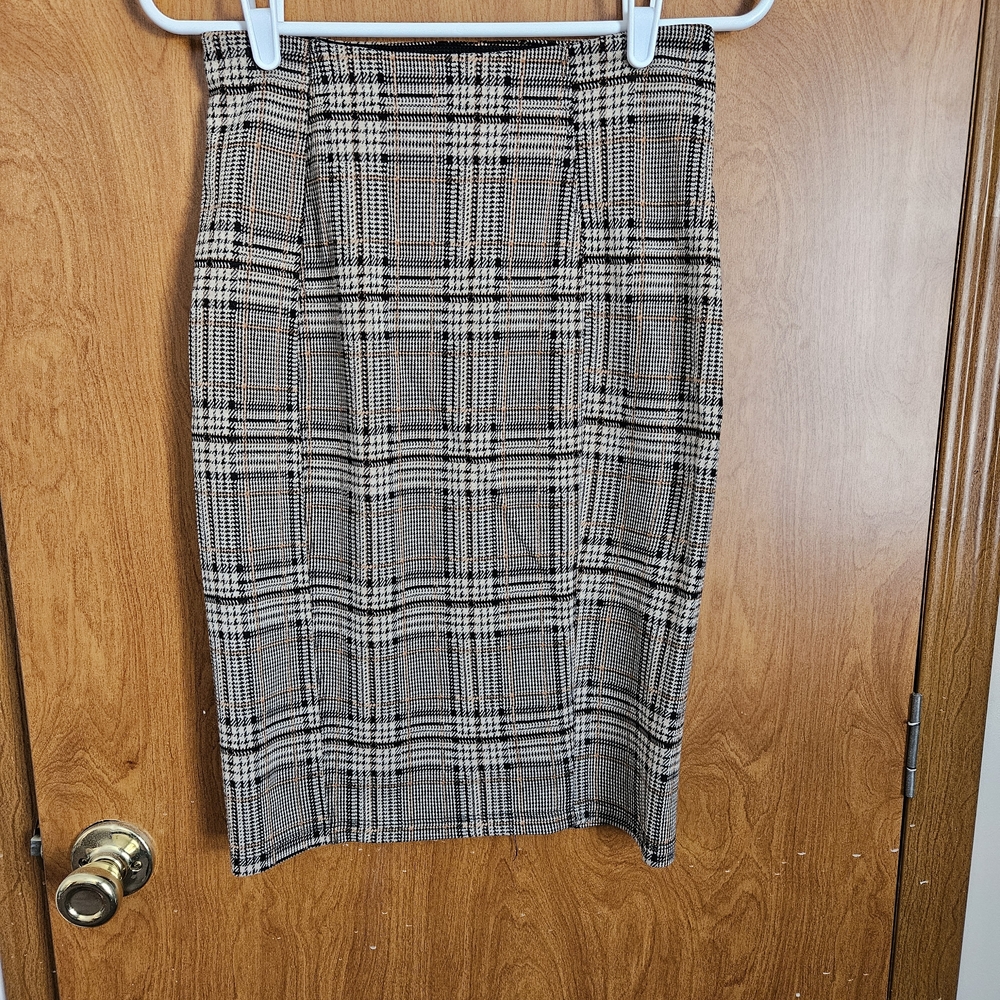 Liverpool Classic Plaid Pencil Skirt